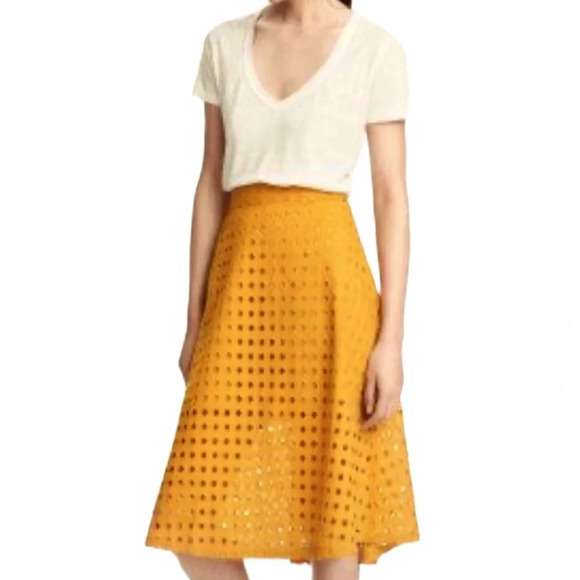 H&M  Mustard Yellow Lace Textured lined Frenchy Skirt Sz 12 - Picture 13 of 13